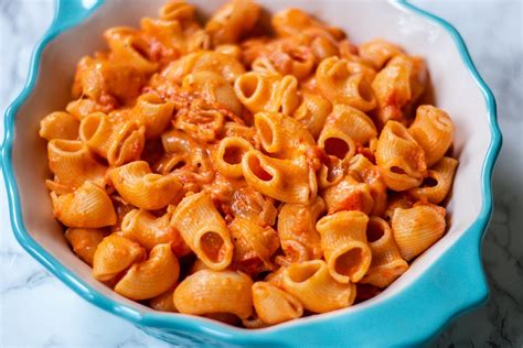 Carbone spicy rigatoni recipe. Things To Know About Carbone spicy rigatoni recipe. 